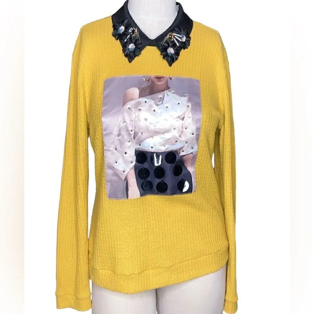 Aa Korean Shirt Women’s Size M
